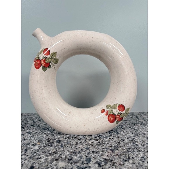 The Unbranded Brand Other - Vintage Strawberry Ceramic Donut Vase Speckled Cream Circular Bud Vase 8.5"